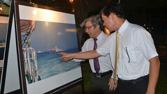 Khai mạc triển lãm “Chung sức bảo vệ chủ quyền biển đảo Việt Nam "